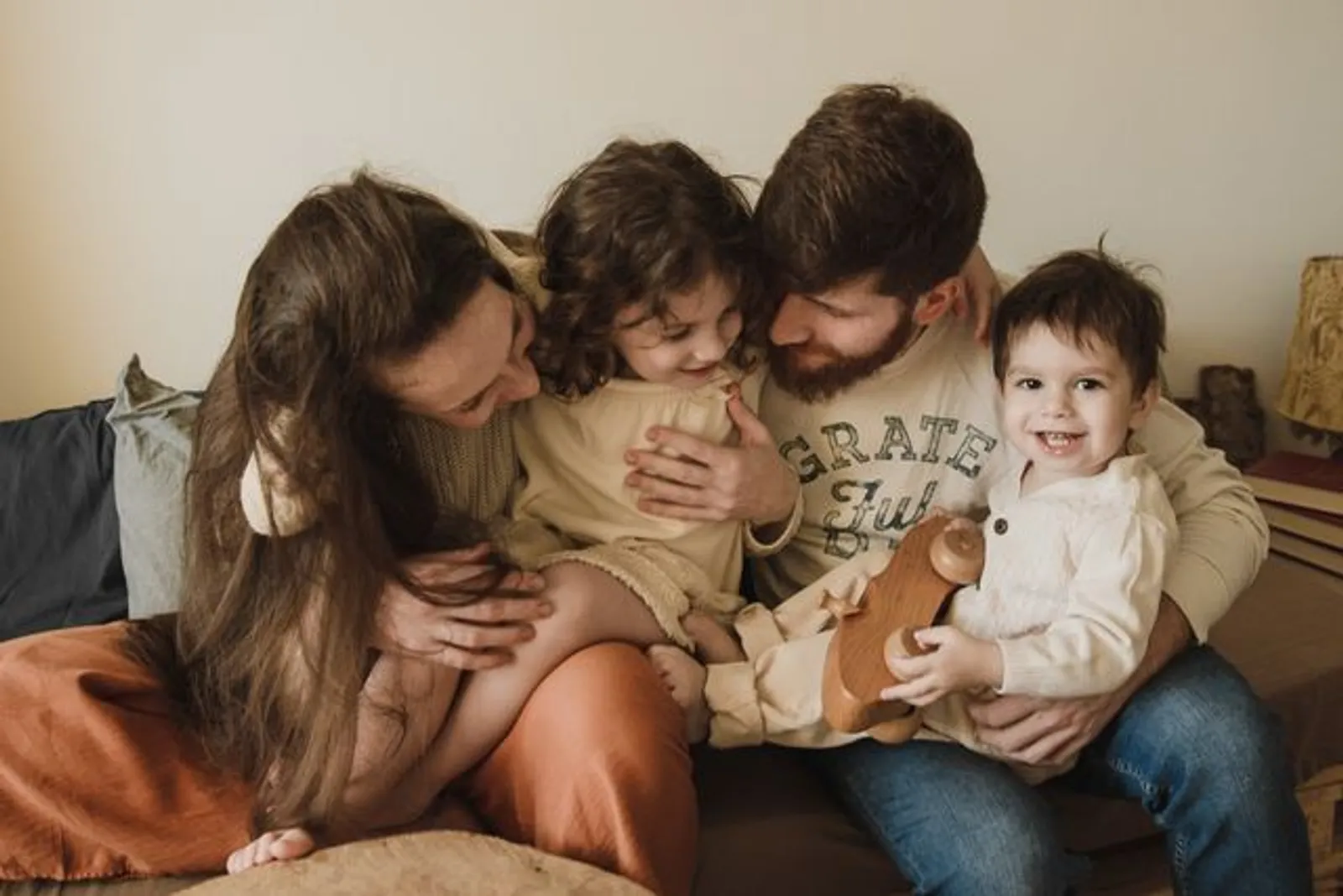 Family together, representing linked family profiles in the Meditrac patient portal